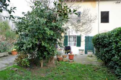 Indipendente in Vendita a Lucca via Dei Paoli 23