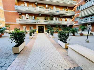 Appartamento in Vendita a Roma via Dell