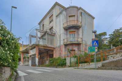 Villa Singola in Vendita a Vallerotonda Viale Lombardia