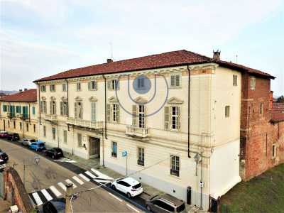 Edificio Stabile Palazzo in Vendita a Chieri via Delle Rosine Centro Storico