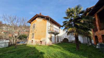 Villa in Vendita a Vallanzengo Frazione Maglione 32