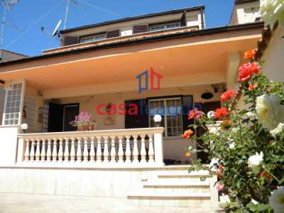 Villa in Vendita ad Ardea via Gaeta 18
