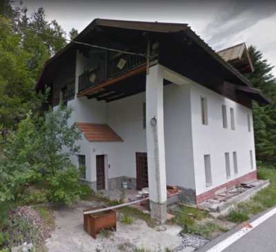 Villa in Vendita a Tarvisio via Plezzut 27
