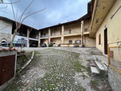 Appartamento in Vendita a Carvico via Monsignor Eugenio Cattaneo