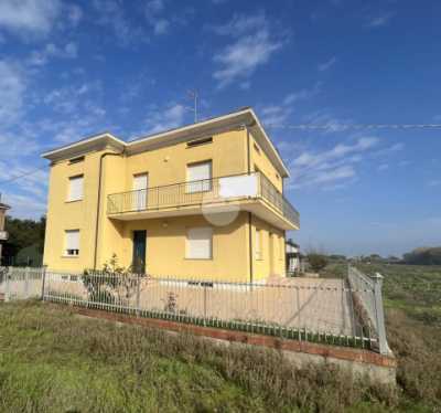 Villa in Vendita a Rimini via Giuliano Dati 84