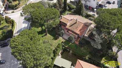Villa Singola in Vendita a Santa Maria a Monte