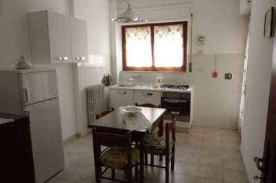 Appartamento in Affitto a Follonica via Alessandro Manzoni 45