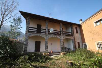 Villa in Vendita a Domaso via Sparse 30