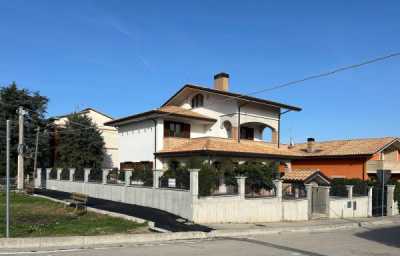 Villa in Vendita a Treglio via San Giorgio