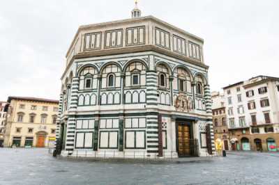 Attività Licenze in Affitto a Firenze via Panzani 1