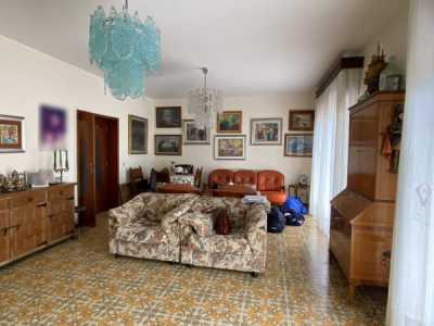 Appartamento in Vendita a Messina Viale Regina Margherita 63