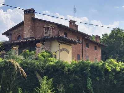 Villa in Vendita a Montanera