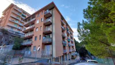 Appartamento in Vendita a Genova via Stefanina Moro