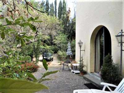 Villa in Vendita a Montespertoli via Lungagnana 42