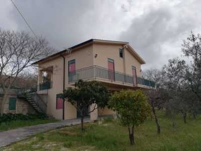 Villa in Vendita a Sambuca di Sicilia Contrada Adragna