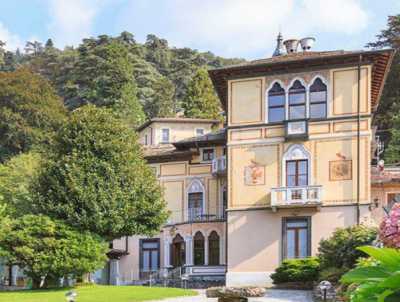 Villa in Vendita a Faggeto Lario via Alle Rive