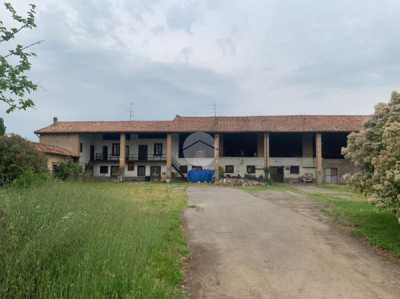 Rustico Casale in Vendita a Rovato via San Giovanni 85