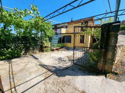 Villa in Vendita a Paliano Strada Provinciale Ponte Selva Castellaccio