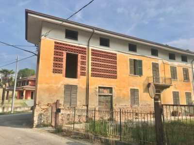 Rustico Casale in Vendita a Calamandrana Frazione Valle San Giovanni