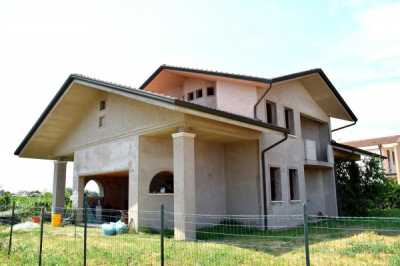 Villa in Vendita a Porto Viro Corso Risorgimento