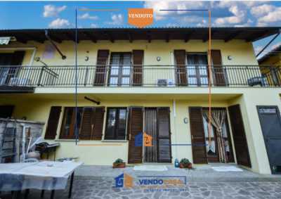 Villa in Vendita a Carmagnola Vicolo Scuole 1