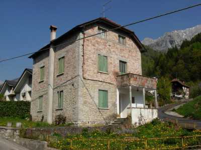 Villa in Vendita a Prato Carnico Strada Statale 465 3