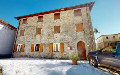 Appartamento in Vendita ad Alto Reno Terme via Guglielmo Marconi Granaglione 141