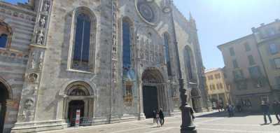 Palazzo Stabile in Vendita a Como Piazza Duomo