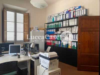 Ufficio in Vendita a Lucca Piazza Curtatone 55100 San Concordio Contrada