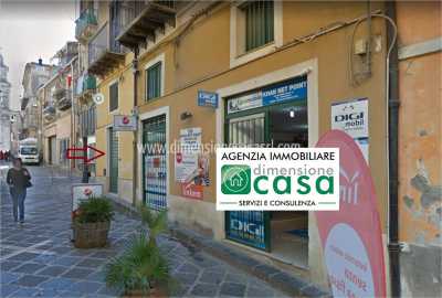 Locale Commerciale in Vendita a Caltanissetta via Palermo 54