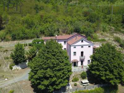 Villa Singola in Vendita ad Acqui Terme