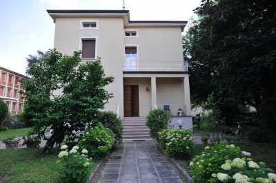 Villa Singola in Vendita a Fidenza via Xxv Aprile