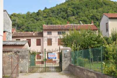 Casa Bifamiliare in Vendita a montecchio maggiore via matteotti 52