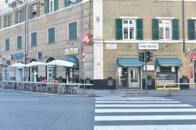 Bar in Vendita a Genova Piazza Tommaseo Foce
