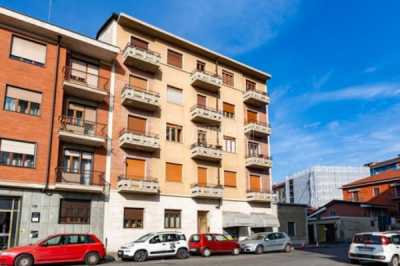 Appartamento in Vendita a Torino via Verolengo 196