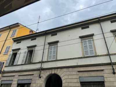 Appartamento in Vendita a Parma Strada Nino Bixio