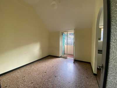 Appartamento in Vendita a Genova via Carnia 59
