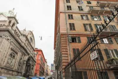 Appartamento in Vendita a Genova via Assarotti Centro