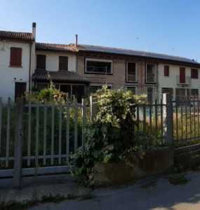 Villa a Schiera in Vendita a Cornuda via Giotto 14 16 Cornuda