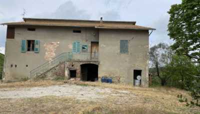 Rustico Casale Corte in Vendita a Castiglione del Lago Petrignano del Lago