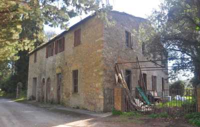 Rustico Casale in Vendita a Volterra Strada Provinciale 15