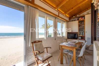 Villa in Vendita a Follonica via Spiaggia di Levante 23