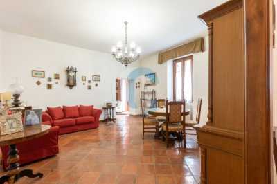 Appartamento in Vendita a Frascati via Cavour 46
