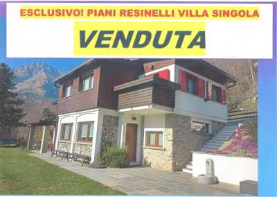 Villa in Vendita a Ballabio via Zucco