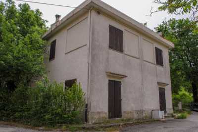 Appartamento in Vendita a Serra Sant