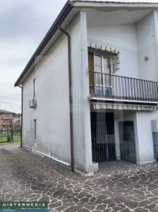 Villa in Vendita a Padova via Montericco 27