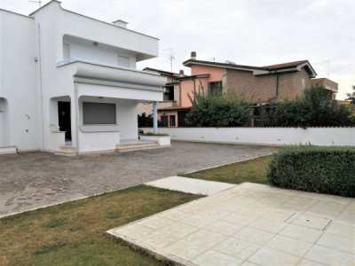 Villa in Vendita ad Anzio via Giuseppe Giusti 14