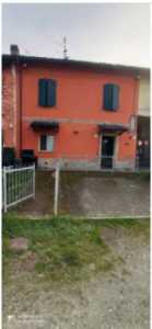Appartamento in Vendita a Cadelbosco di Sopra via Santa Giustina 25