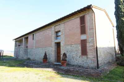 Rustico Casale in Vendita a Siena