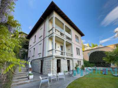 Villa in Vendita a Como via Dei Villino 10